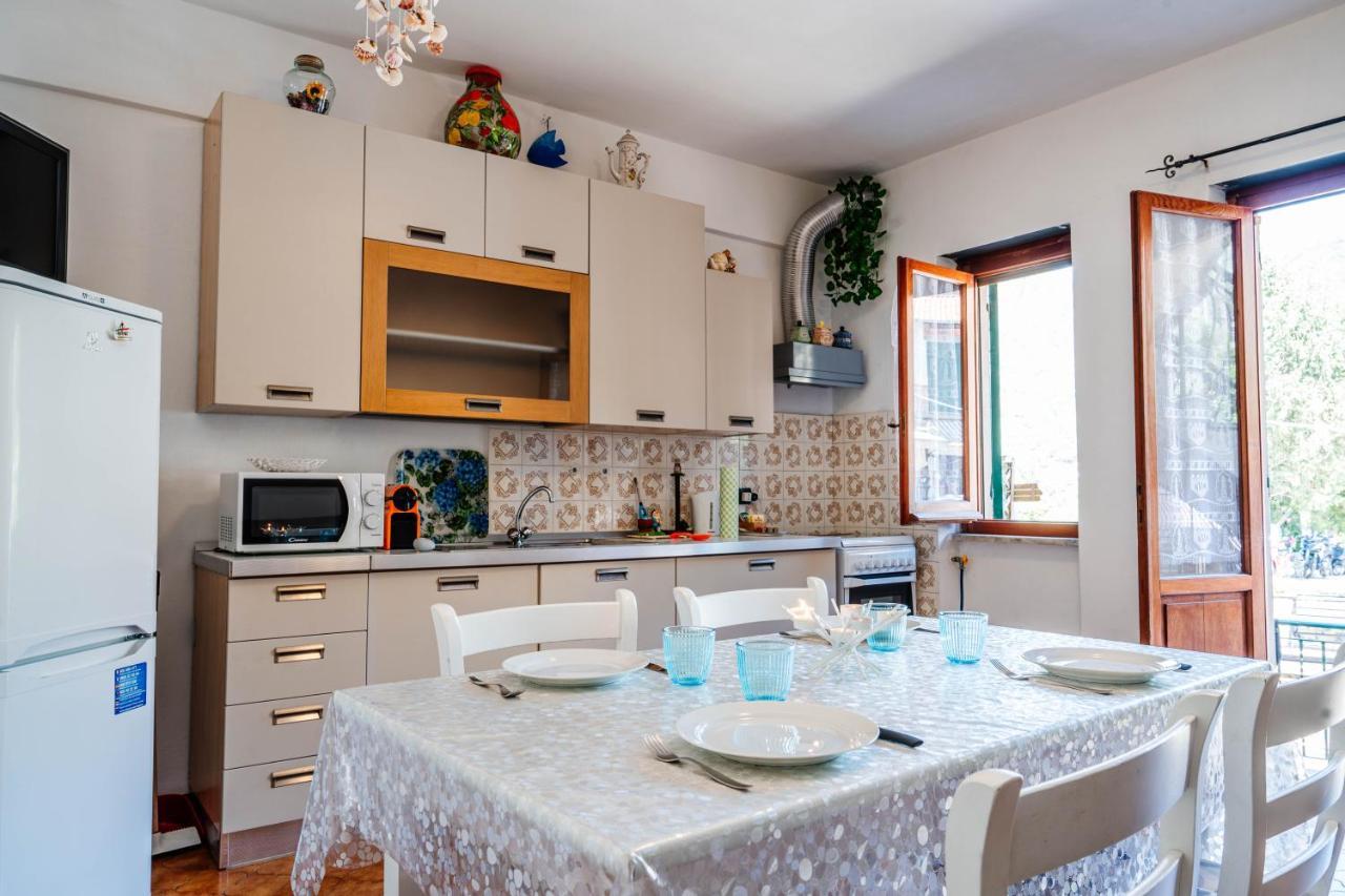 Вилла Turri House--- Wifi -Garden-Parking -Balcony Рекко Экстерьер фото